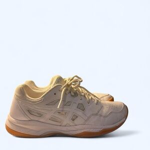 Asics Cream and Tan Court Sneakers Y2K